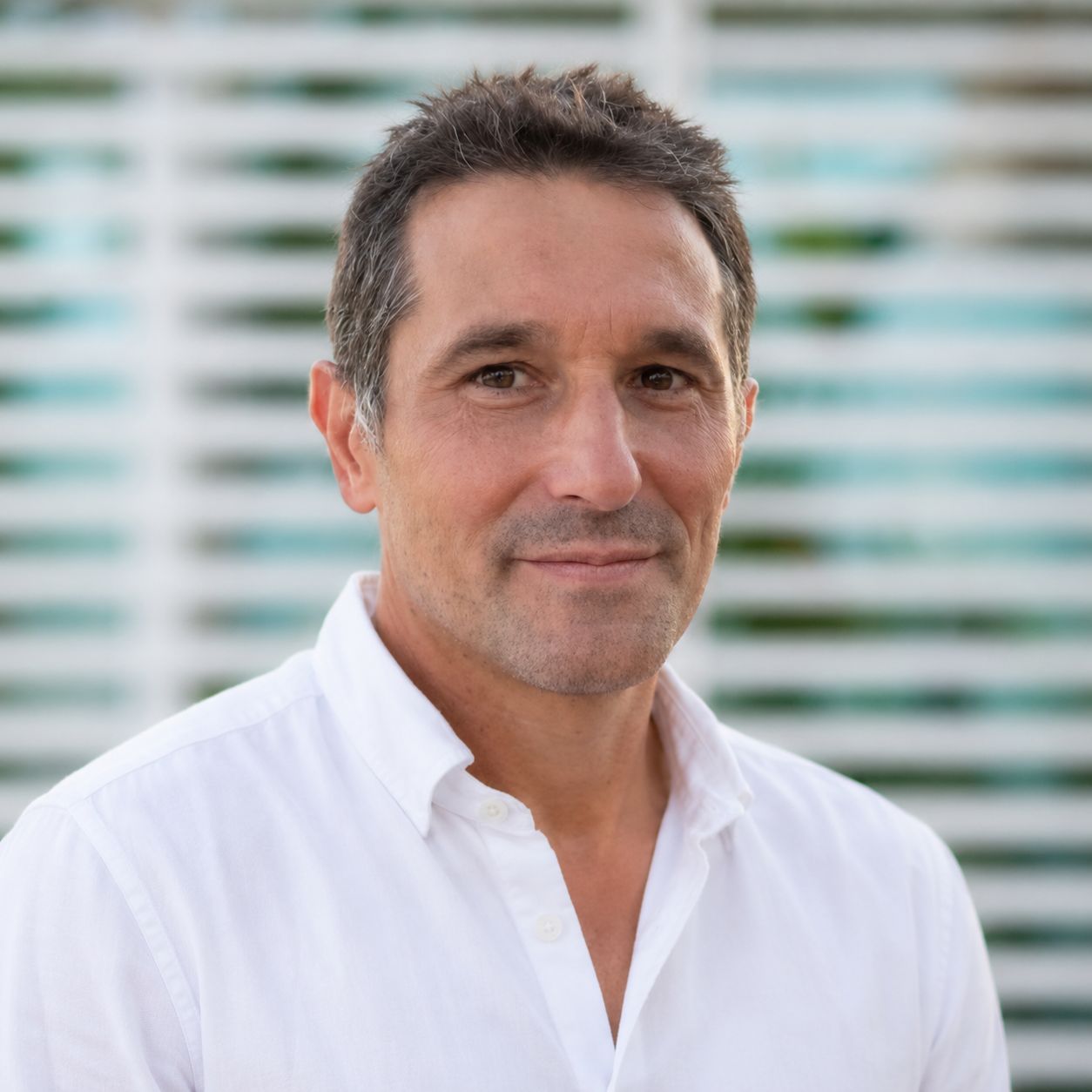 Victor Perez Mies   Headshot
